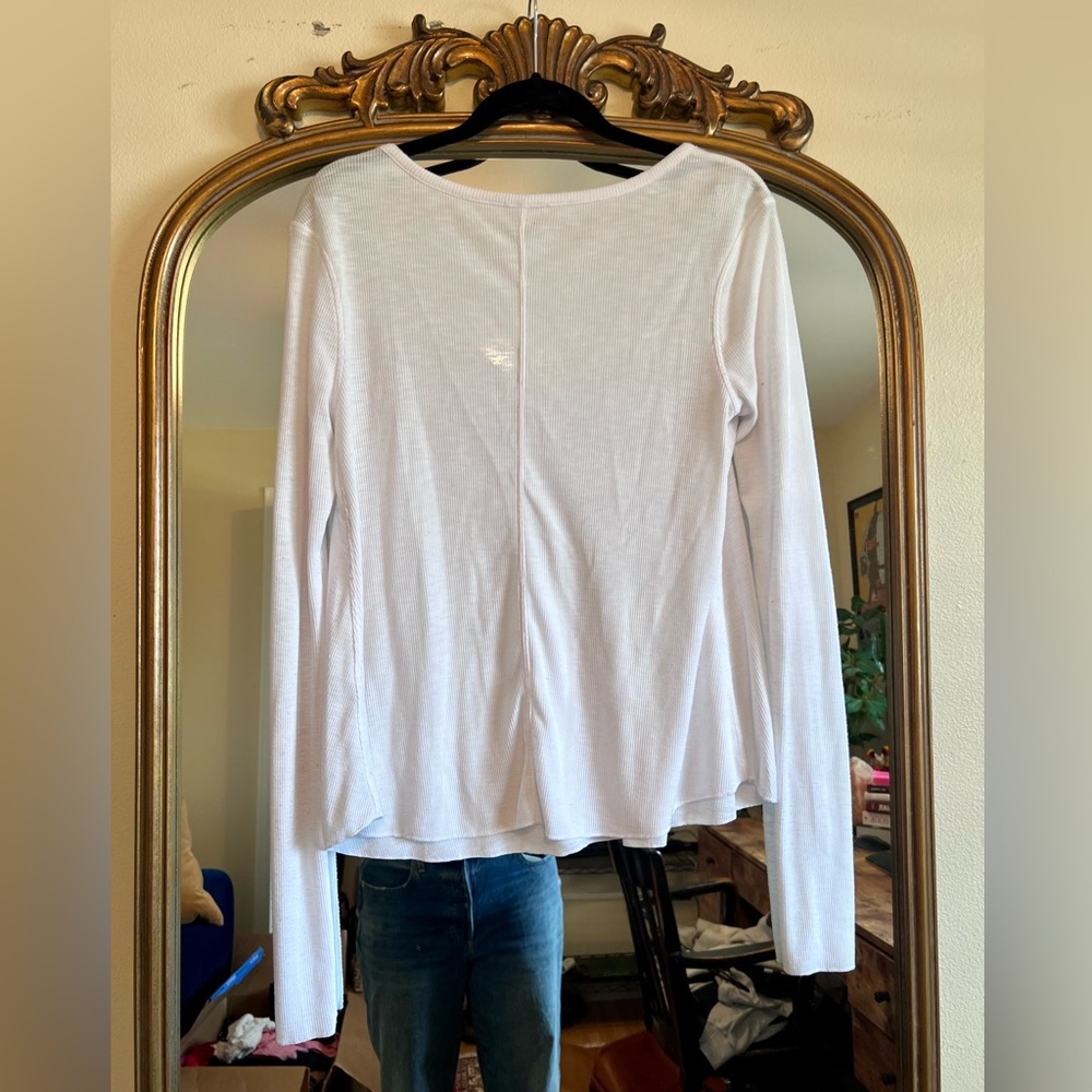 Intimately Free People White V-Neck Long Sleeve Oversized Flowy Top Size S - Picture 3 of 4